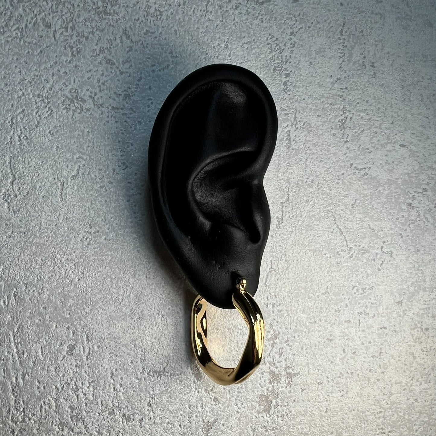 LANA IRREGULAR HOOPS