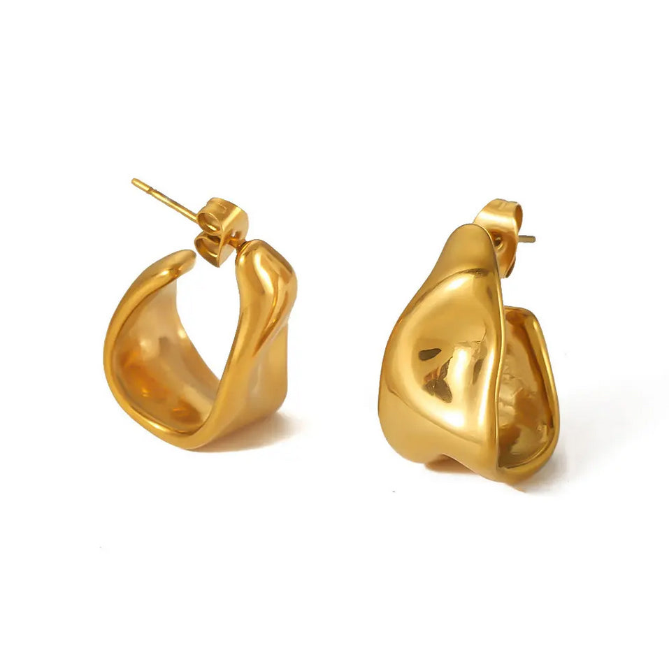 NINA ABSTRACT OHRRINGE