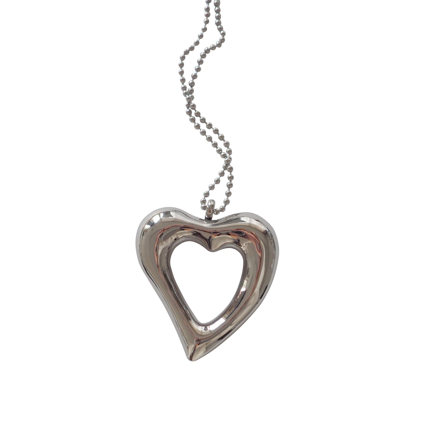 AMORE HEART CORD NECKLACE