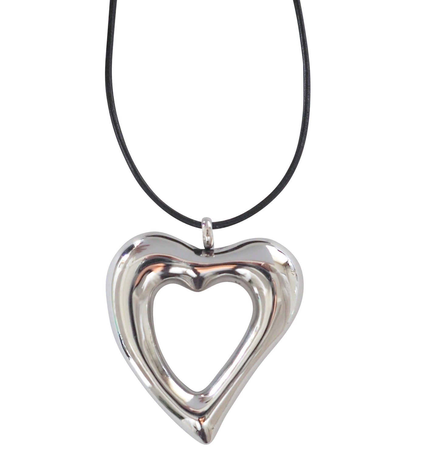 AMORE HEART CORD-NECKLACE